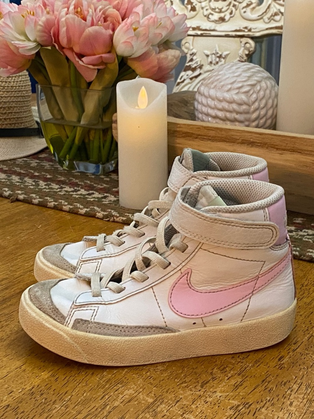 Nike Blazer Mid '77 White Pink Foam sneakers..Size 11.